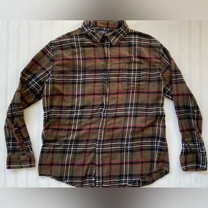 Dark Army Green Plaid Flannel Button Up Long Sleeve Shirt - Men’s XL